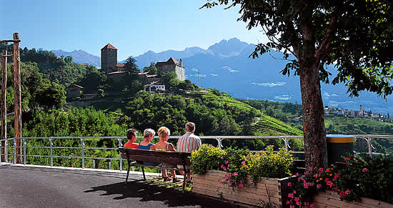 Promenade Dorf Tirol